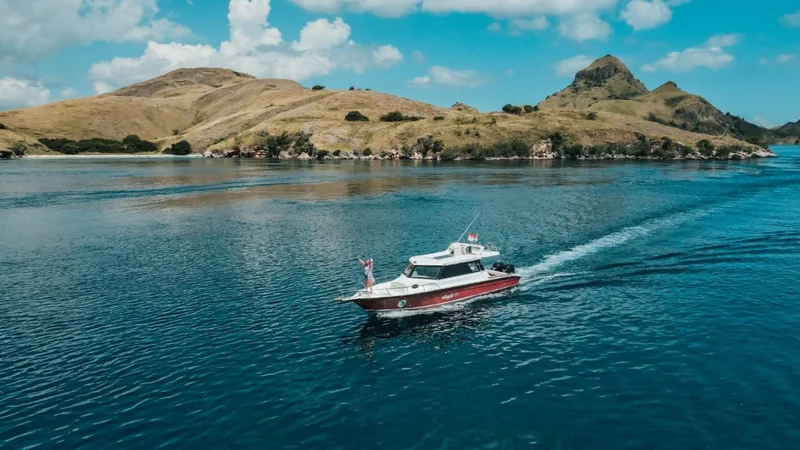 Luxury speedboat Speedboat A for large groups in Komodo